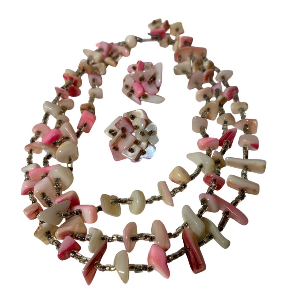 Vintage Japan Mother of Pearl Matching Necklace and Earrings.